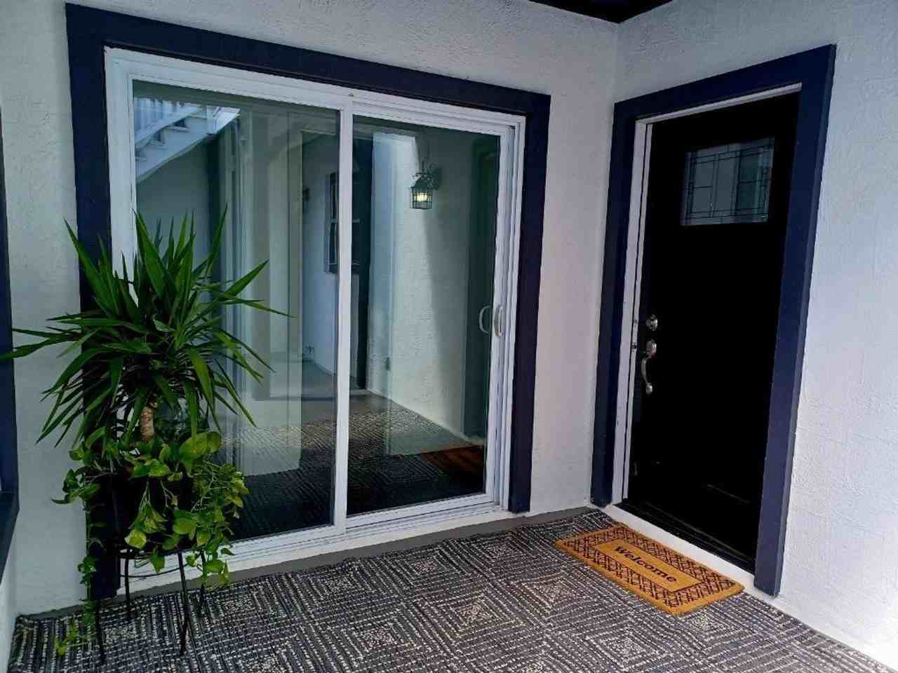 426 Seawind - Photo 2 of 27