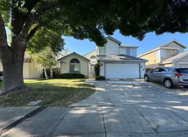 featured image of 1820 Bayberry Ln