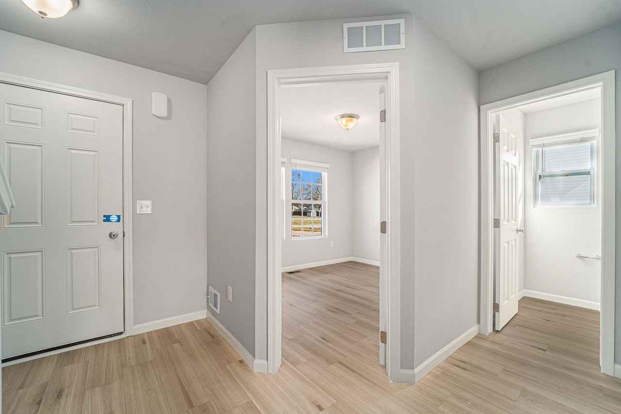 2385 Richardson Ct - Photo 5 of 22