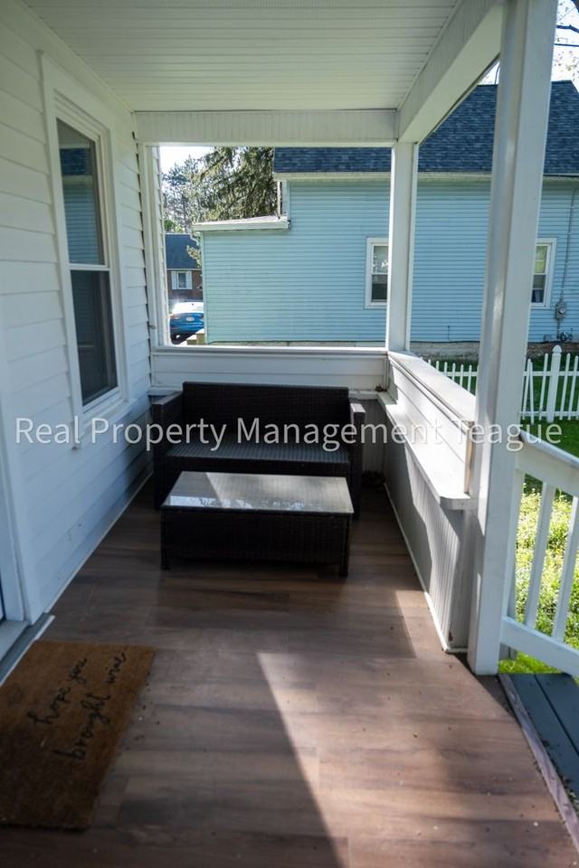 86 Pashley Rd - Photo 3 of 25