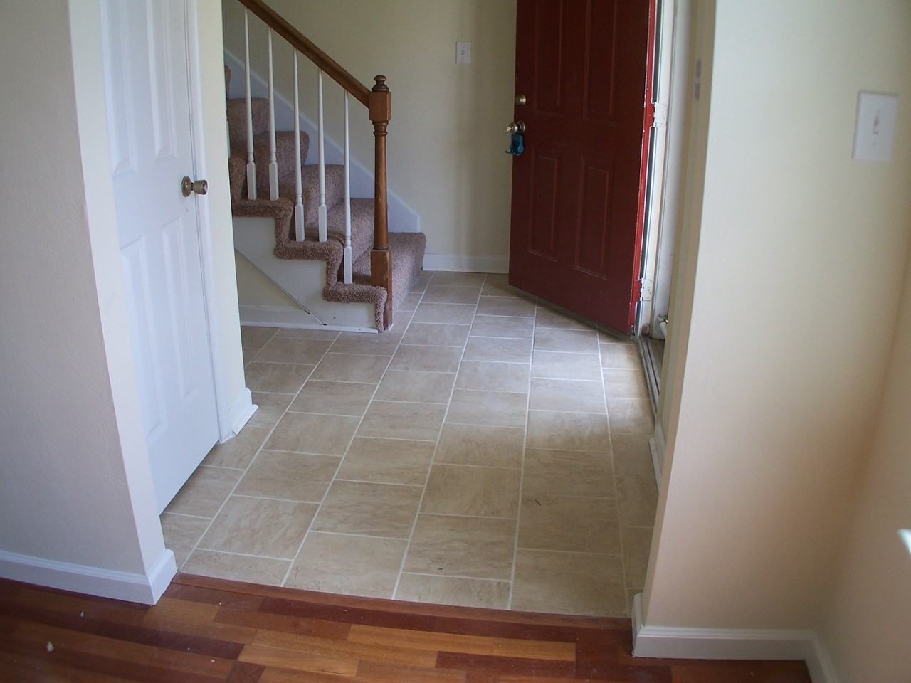 1593 Winthrope Dr #1 - Photo 2 of 27