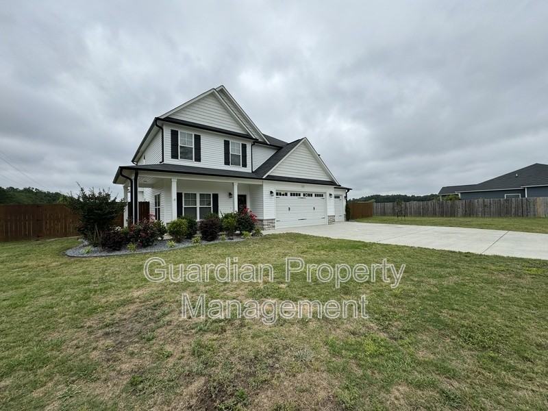 275 Woodington Rd - Photo 2 of 32