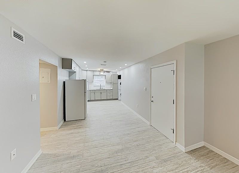 525 Conway Rd #91 - Photo 5 of 14