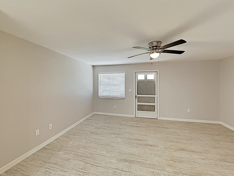 525 Conway Rd #91 - Photo 6 of 14