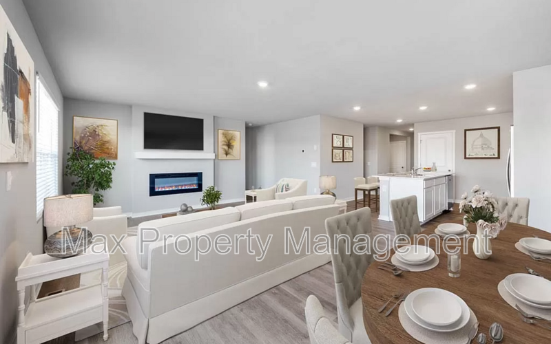 4321 Ne 15th St - Photo 4 of 13