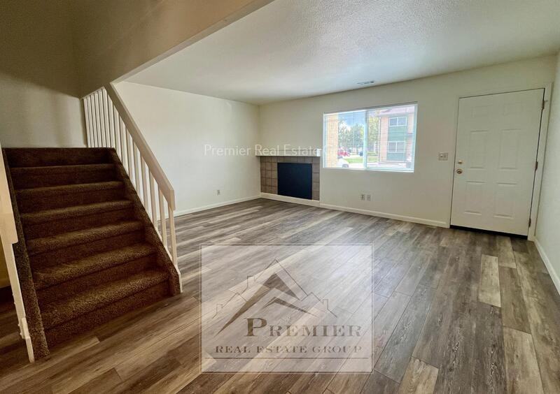 2433 Cherokee Park Pl - Photo 4 of 10