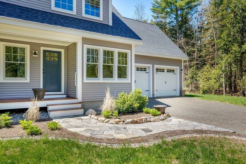 15 Grayhawk Ln - Photo 2 of 47