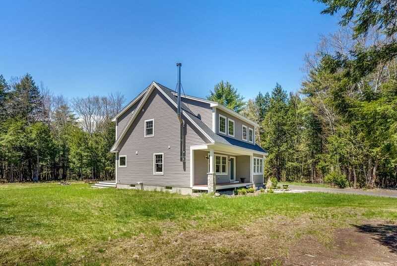 15 Grayhawk Ln - Photo 3 of 47