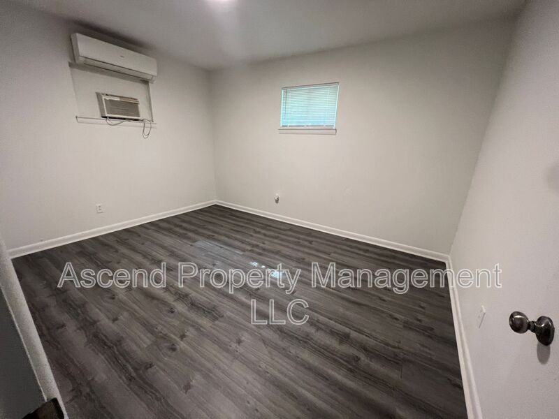 1206 Sholar Ave #B - Photo 5 of 8