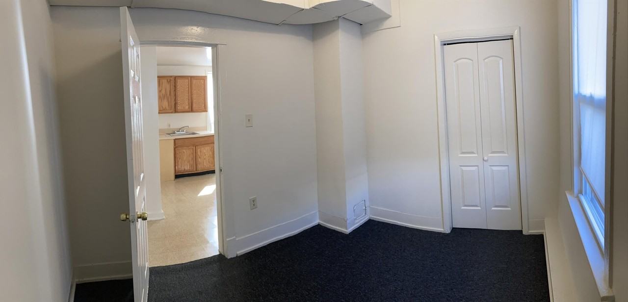 9525 S Ewing Ave #1 - Photo 2 of 6