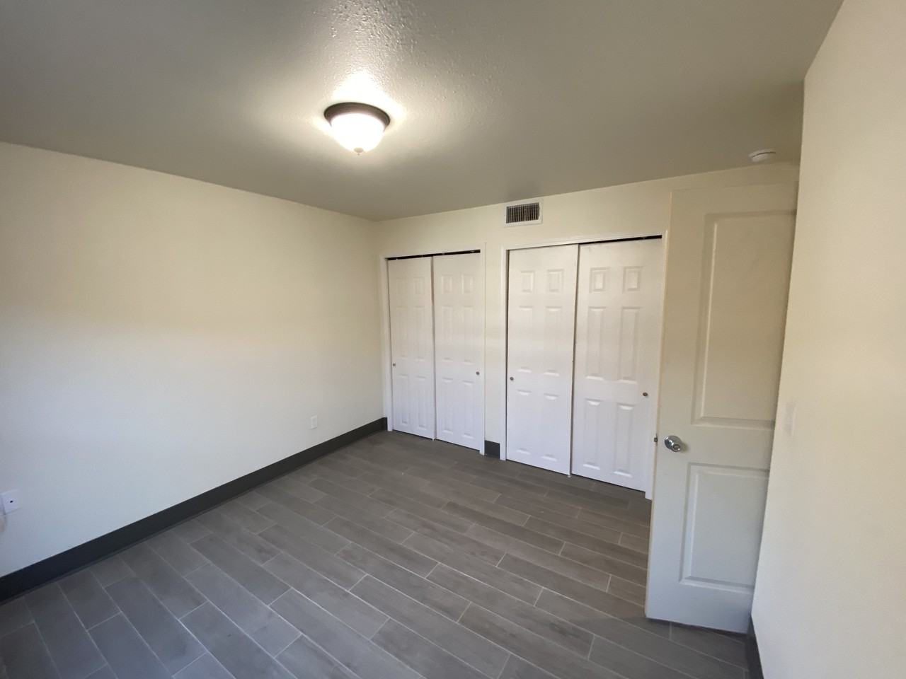 107 Linden St #3C - Photo 7 of 9
