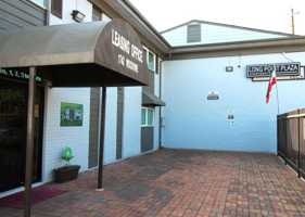 featured image of 1742 Woodvine Dr