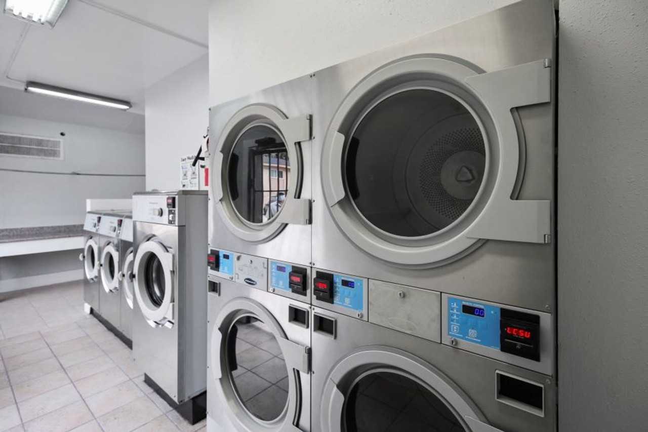 Long Point Plaza Apartments - Photo 6 of 45