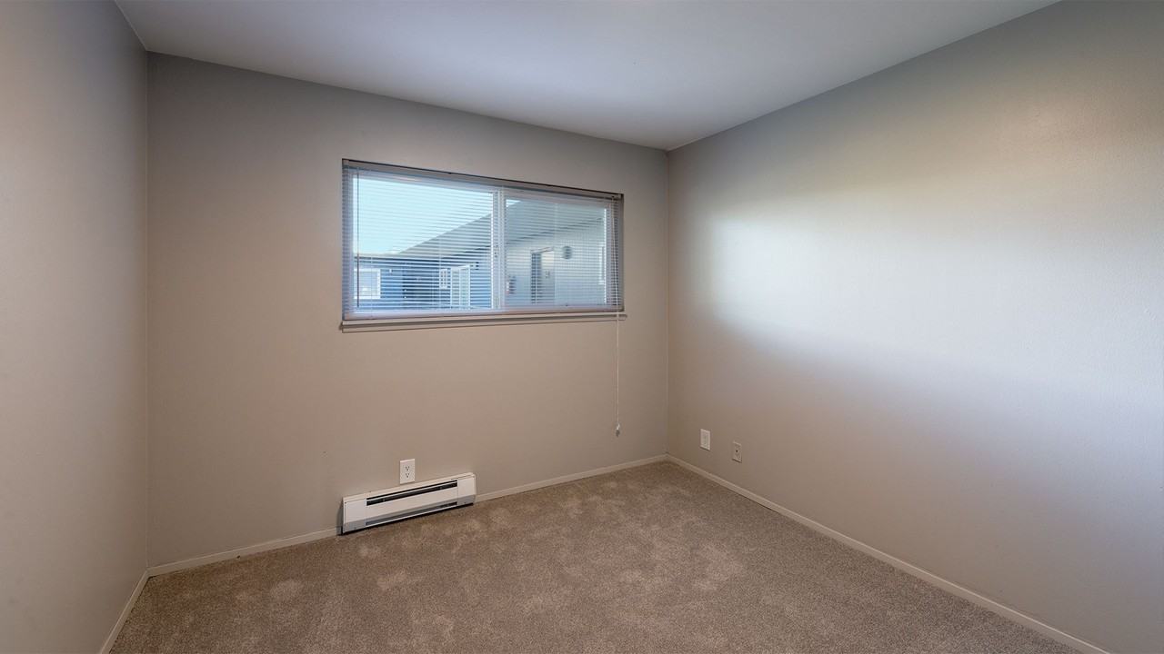 Sylvan Court - Photo 7 of 39