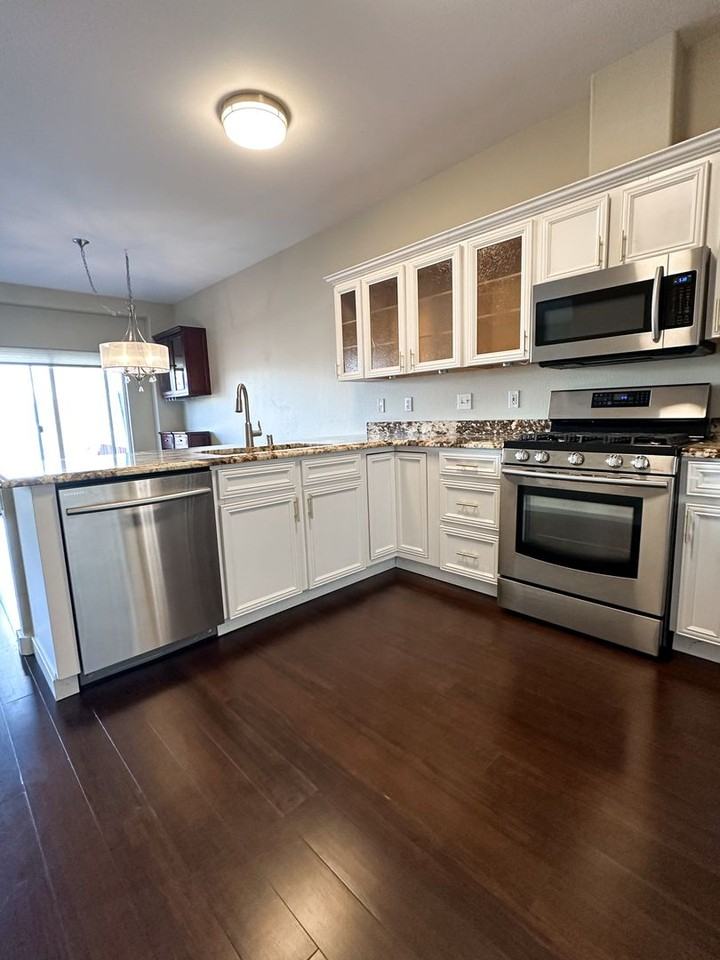 6703 Snow Goose Cir - Photo 4 of 24