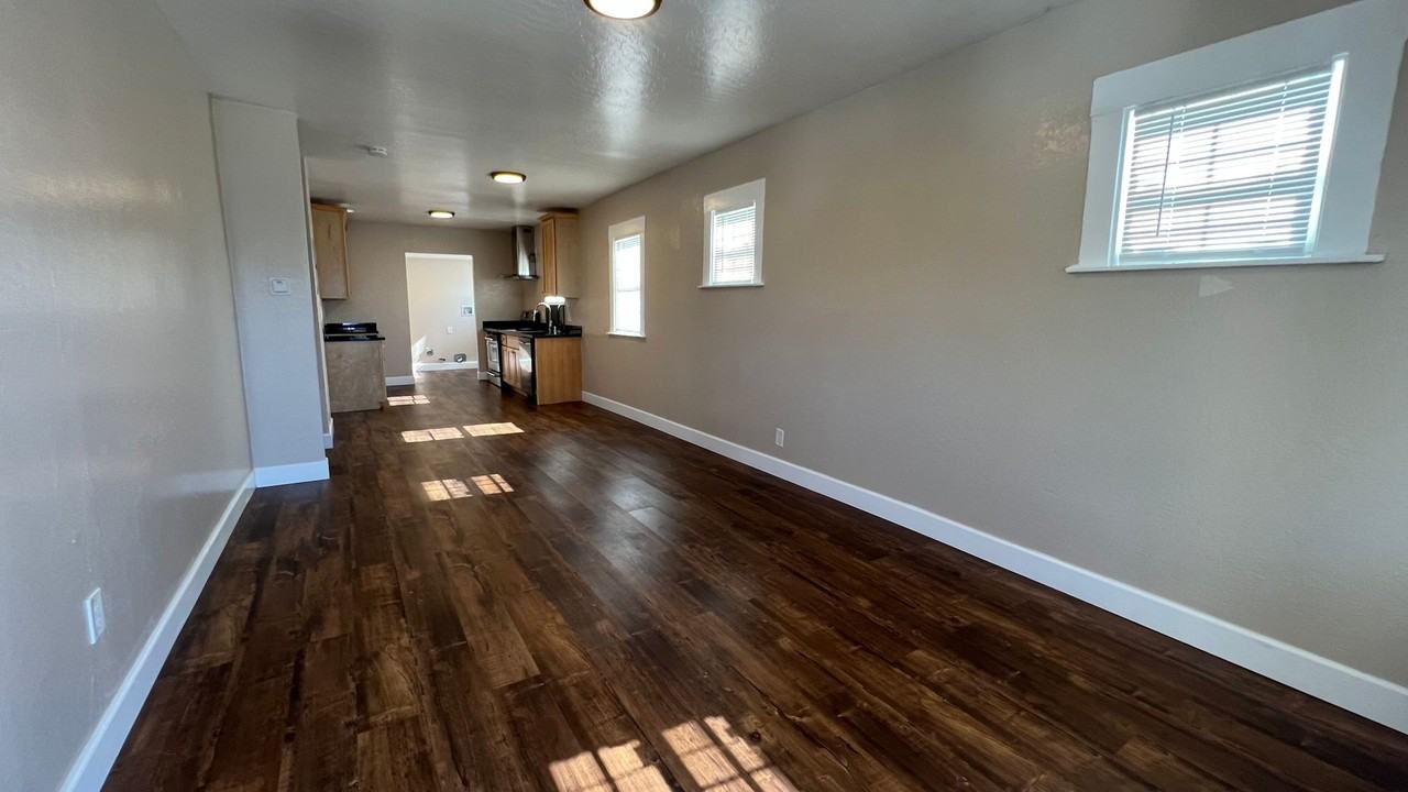 2680 74th Ave - Photo 3 of 19