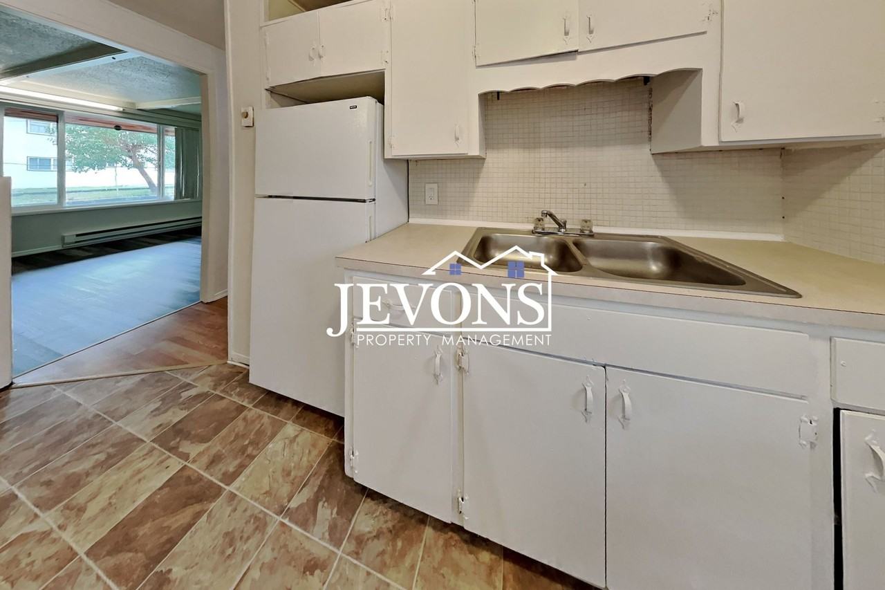 Cottage Lane - Photo 3 of 32