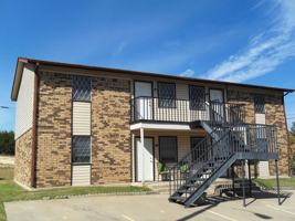 featured image of 917 N 7th St