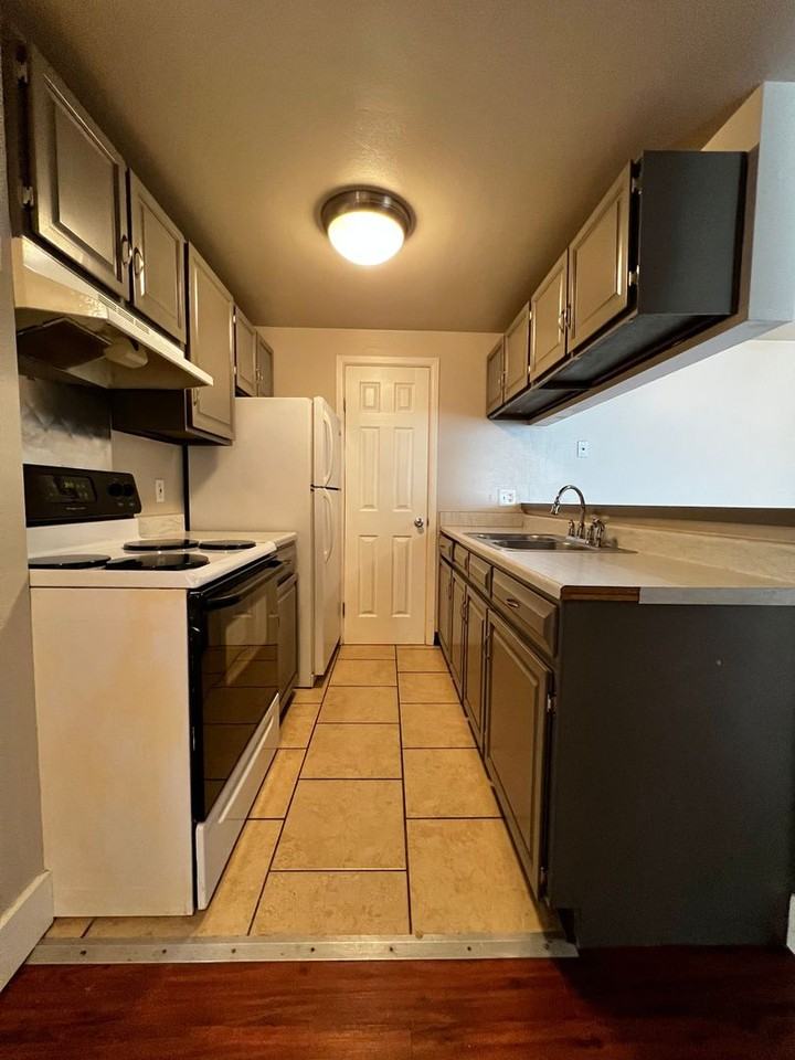 Robertson1001 (KC-JF-NB) - Photo 6 of 19
