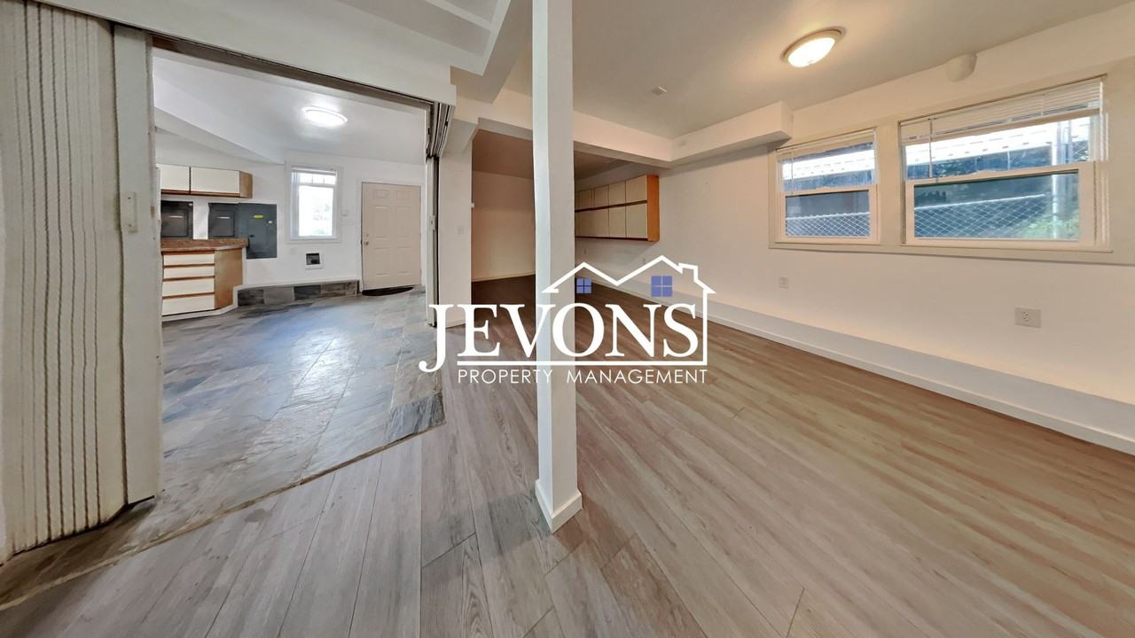 6617 S Monroe St #B - Photo 6 of 26