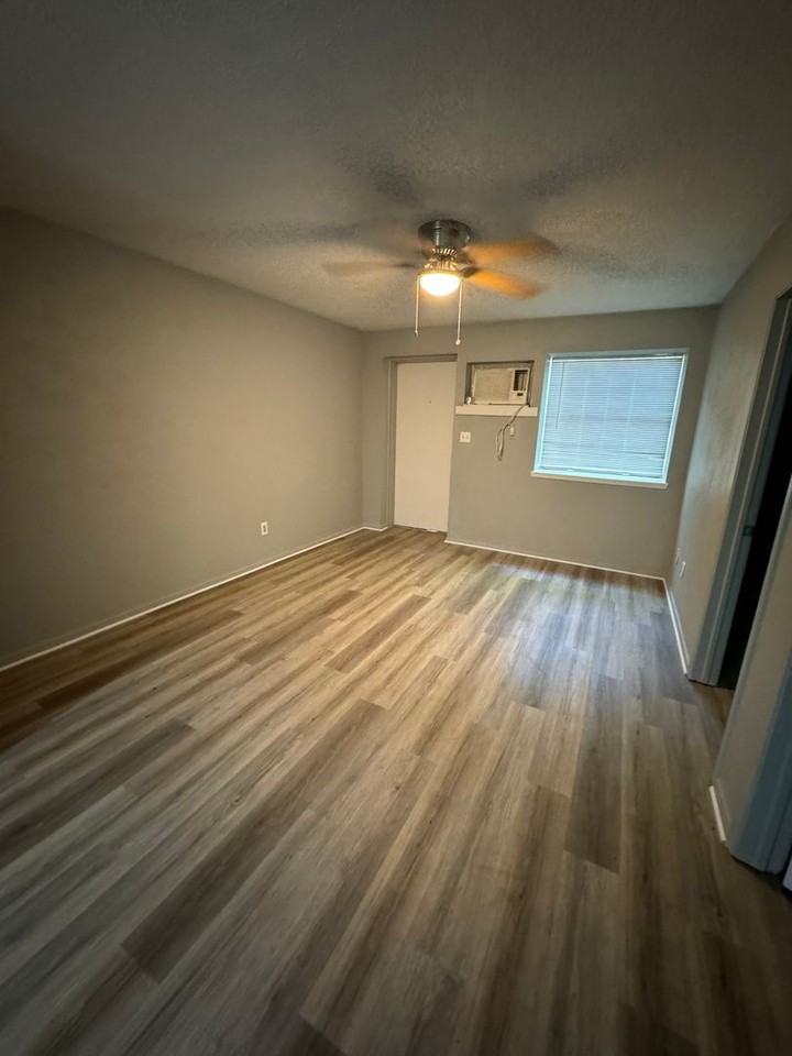 Dove Apartments - Photo 2 of 5