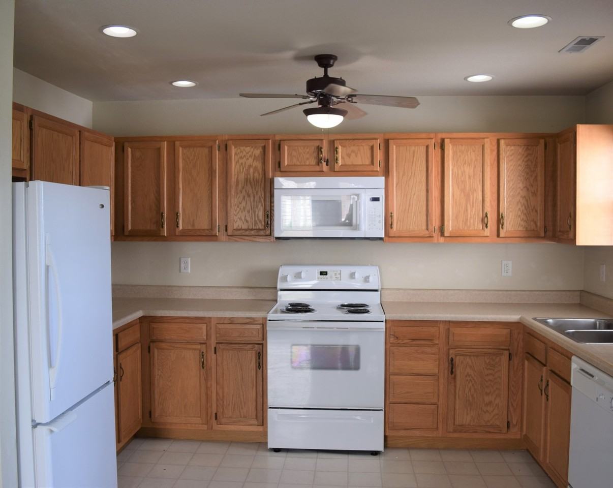 16860B Huntington - Photo 3 of 10