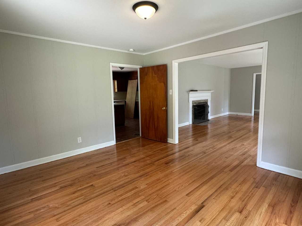 1734 Old Hickory Grove Rd - Photo 2 of 7