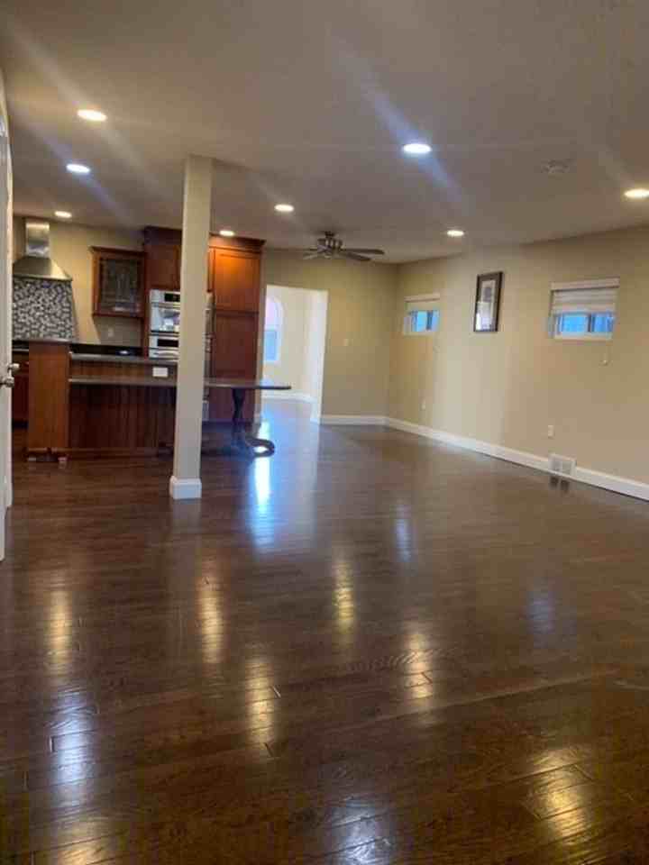 4744 Friendship Ave - Photo 5 of 17