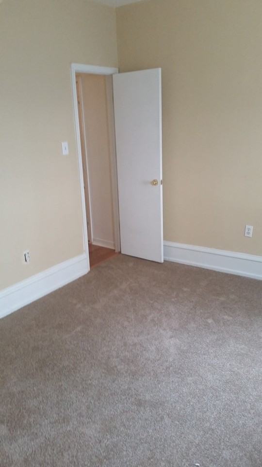 224 RIPKA STREET - Photo 3 of 13