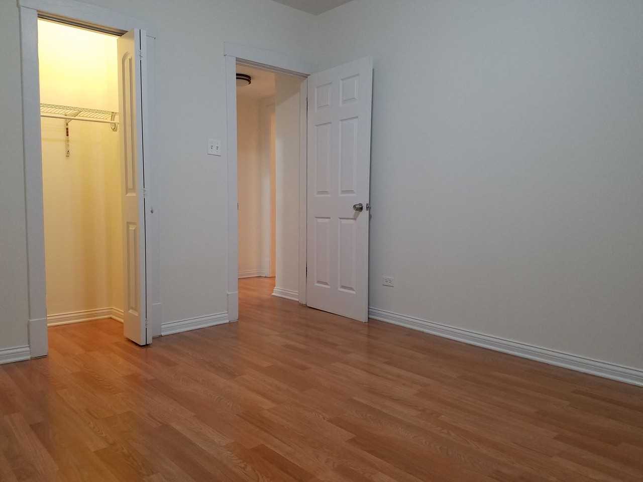 4948-50 N. Harding Ave - Photo 6 of 14