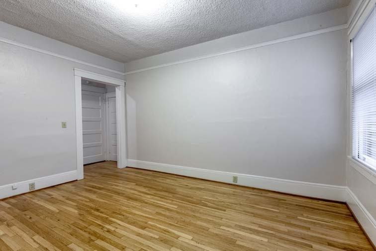 Amberley - Photo 6 of 24