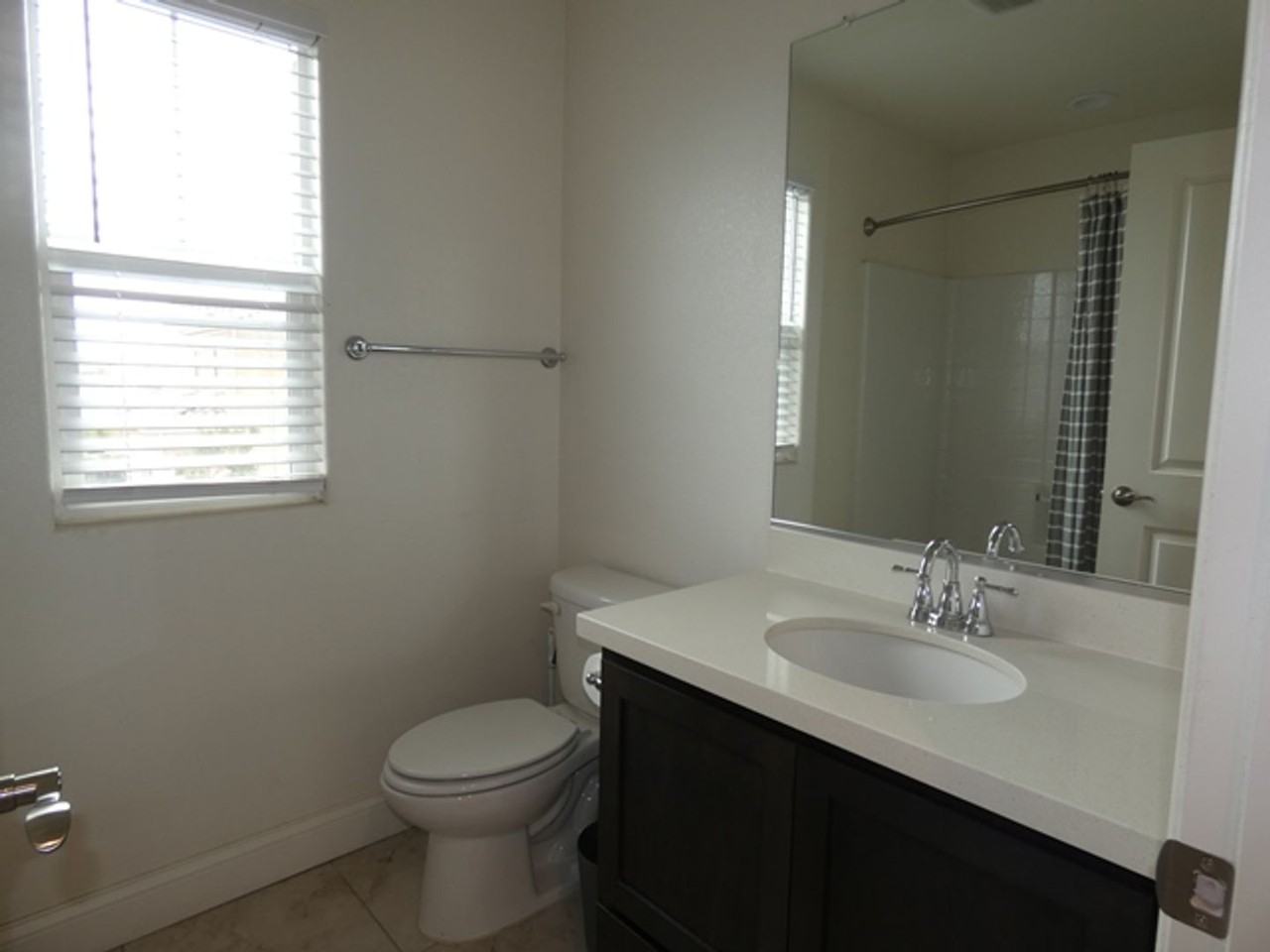 1973 Sterling Pl - Photo 7 of 19