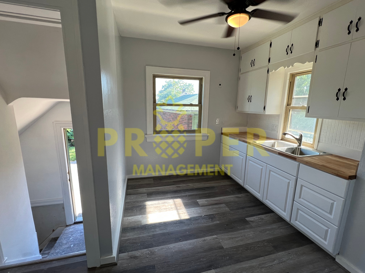 70 E Hillcrest Ave - Photo 7 of 15