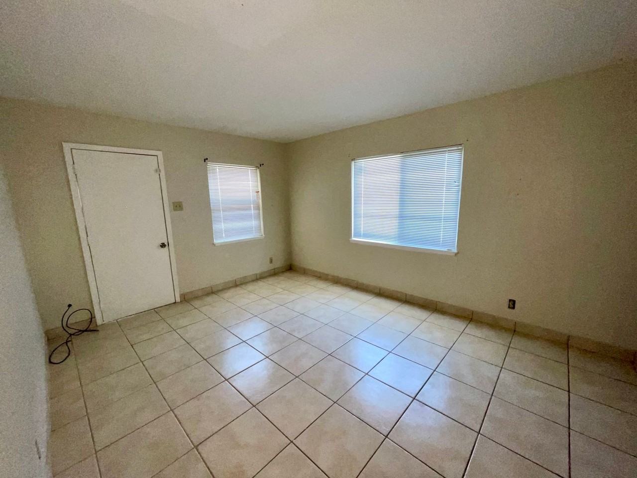 5126 Trowbridge Drive - Photo 2 of 5