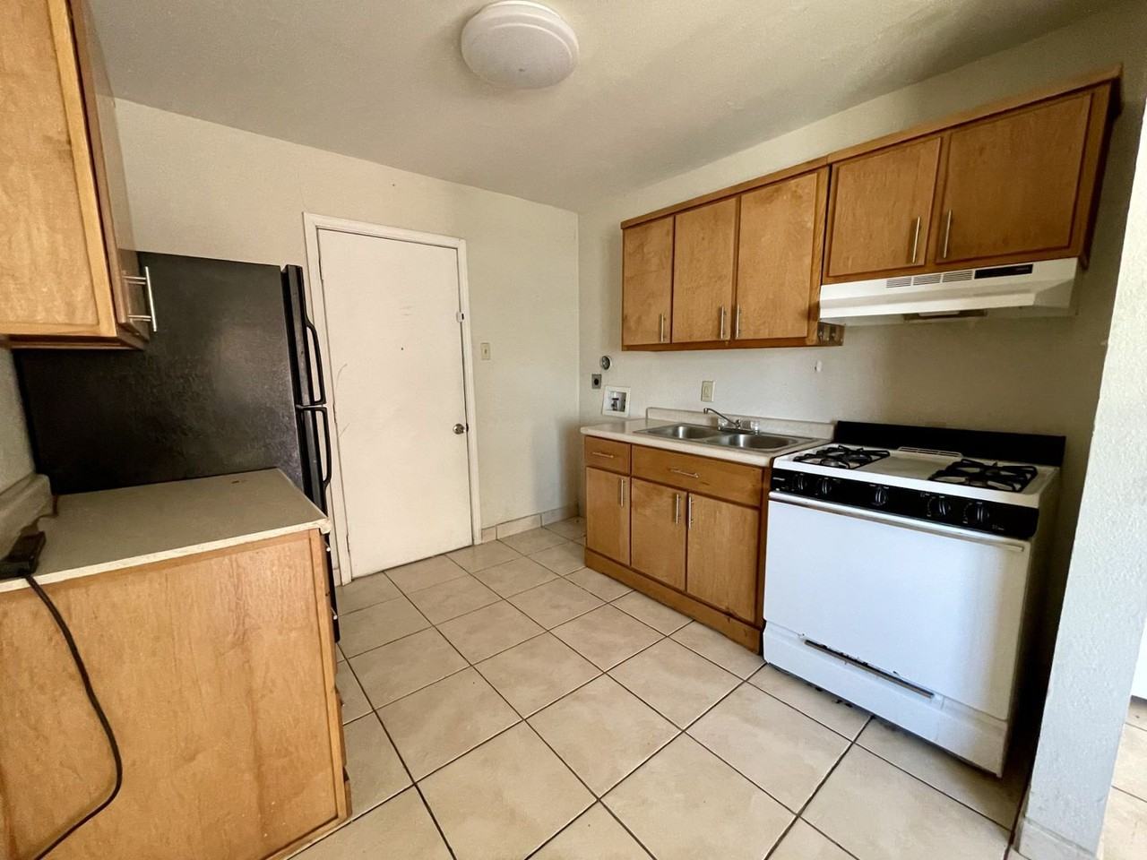 5126 Trowbridge Drive - Photo 3 of 5