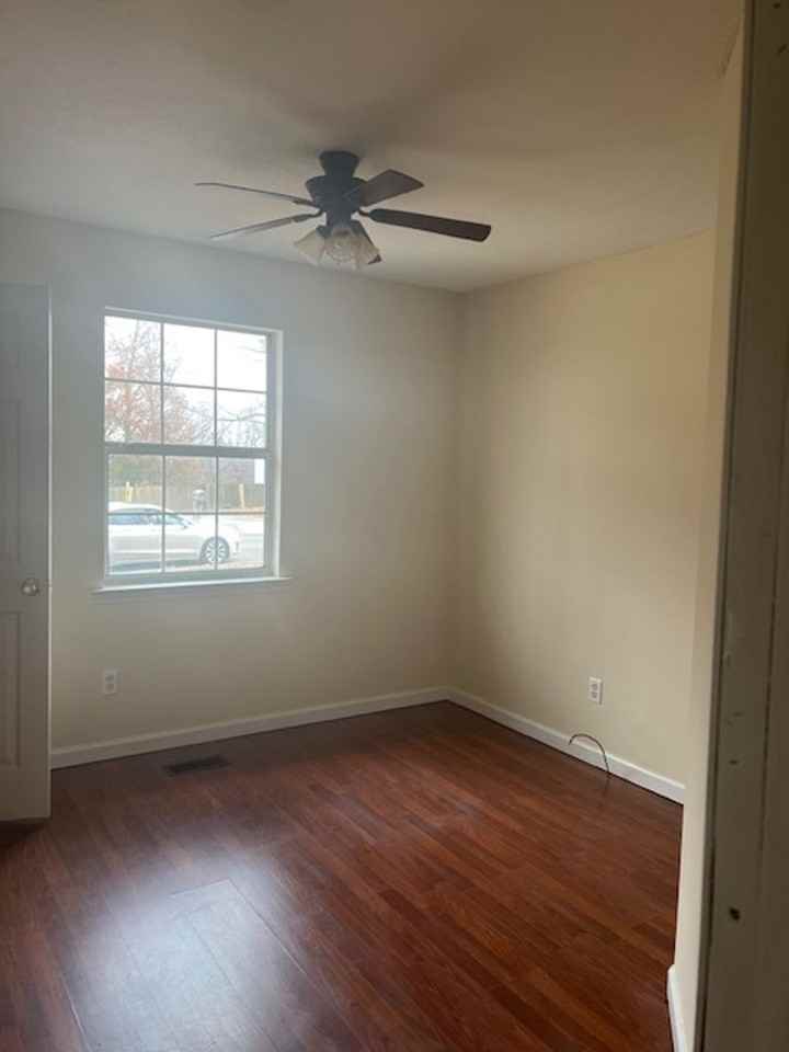 3250 Somerset Dr Se - Photo 6 of 8