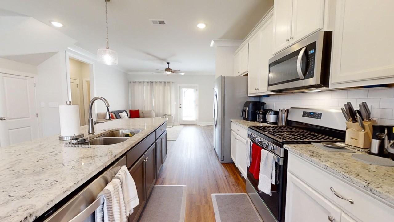 2807 Ridge Crest Ct - Photo 7 of 33