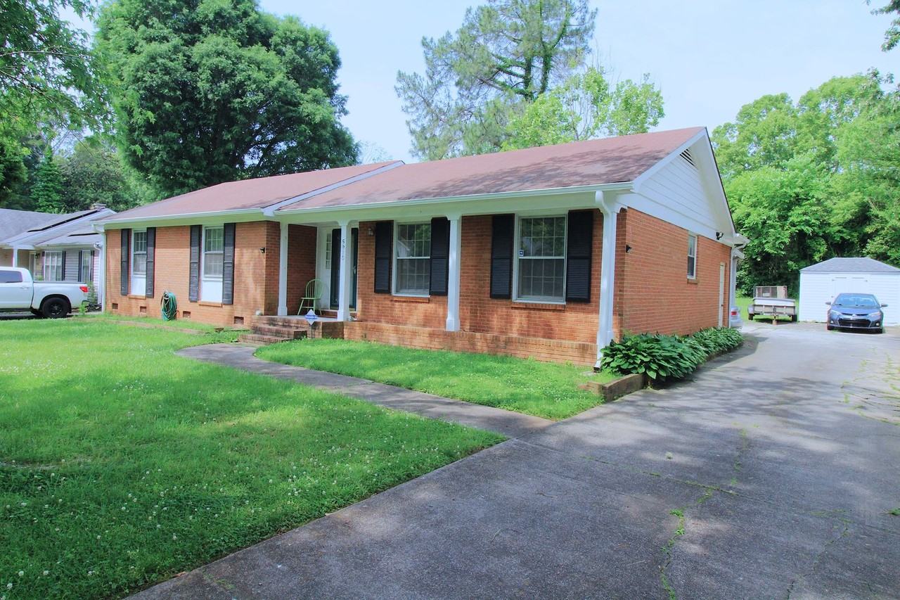 5910 Red Carriage Ln - Photo 2 of 20