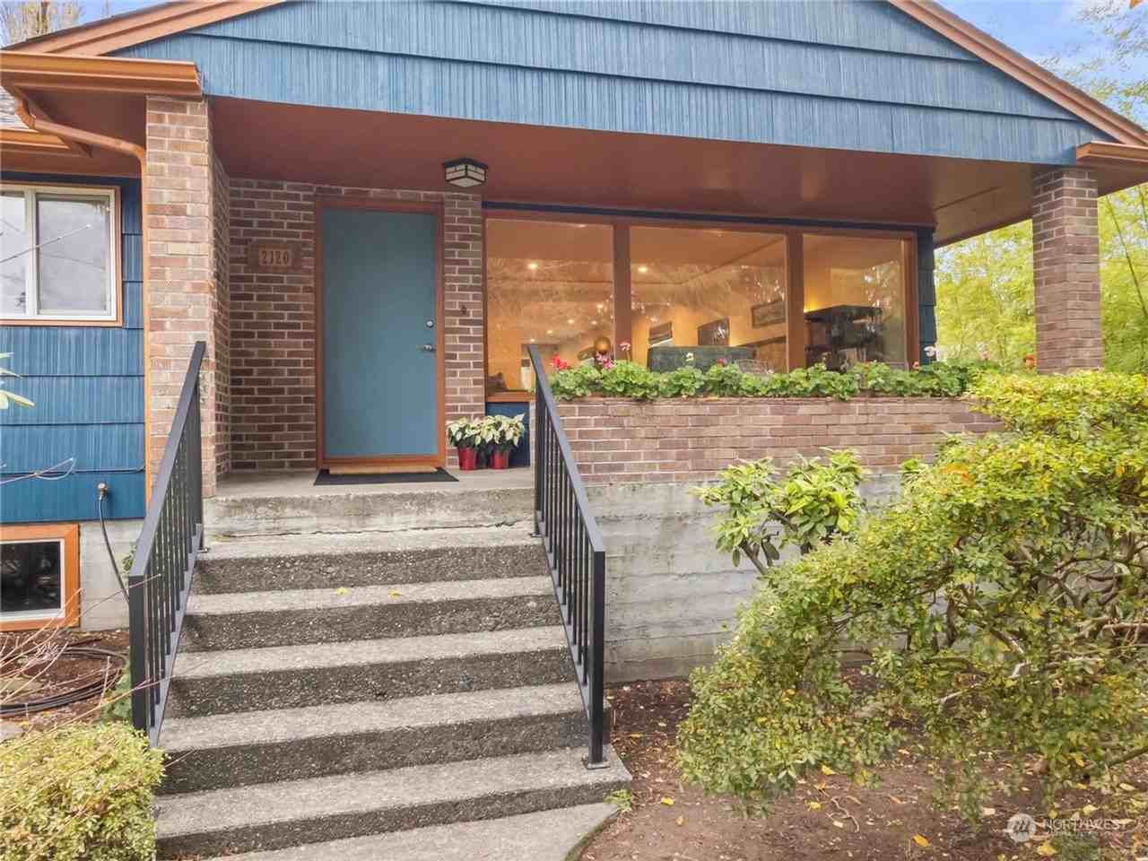 2120 Coleman Ave Nw - Photo 3 of 18