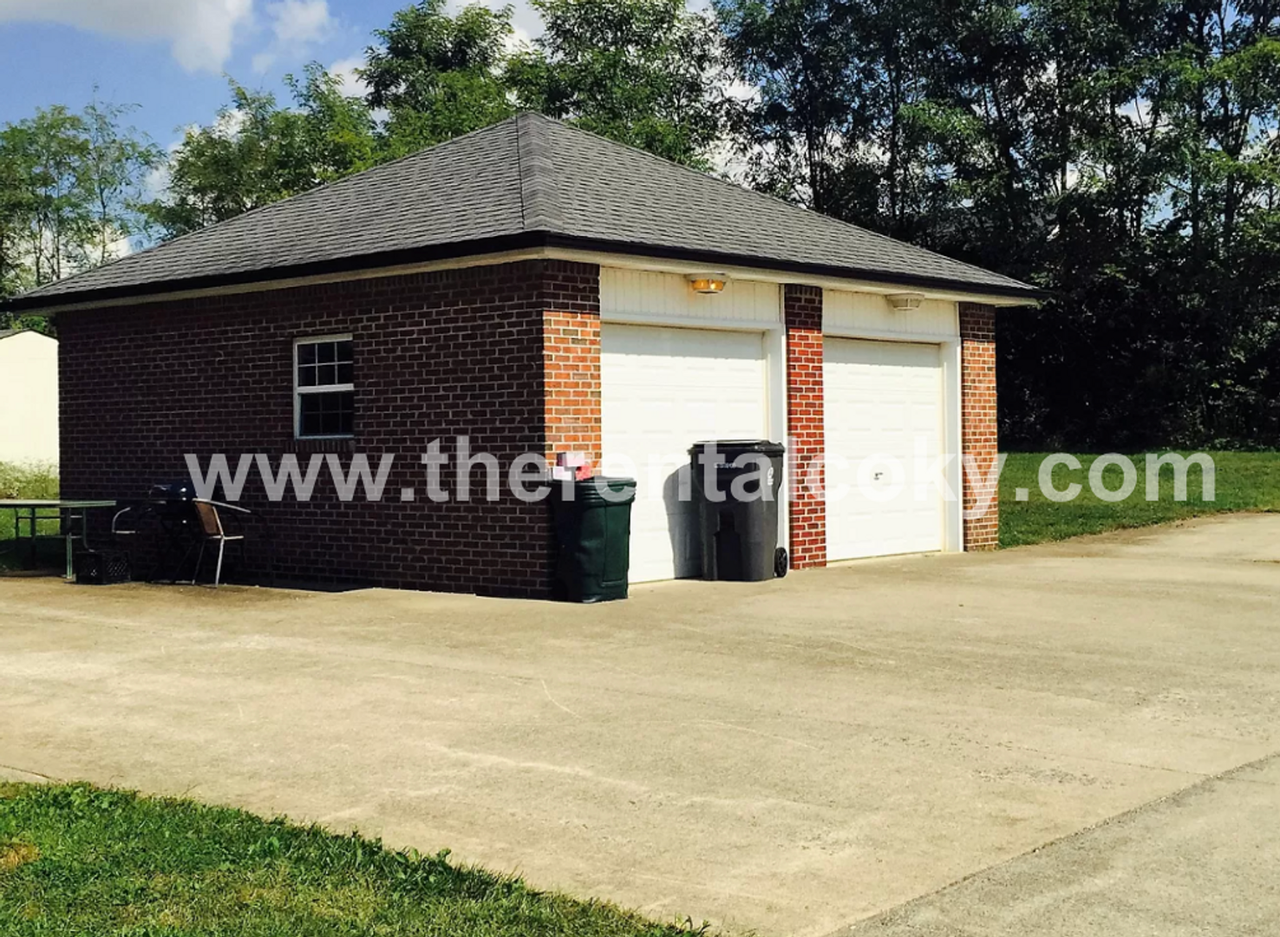 650 Hampton - Photo 2 of 2