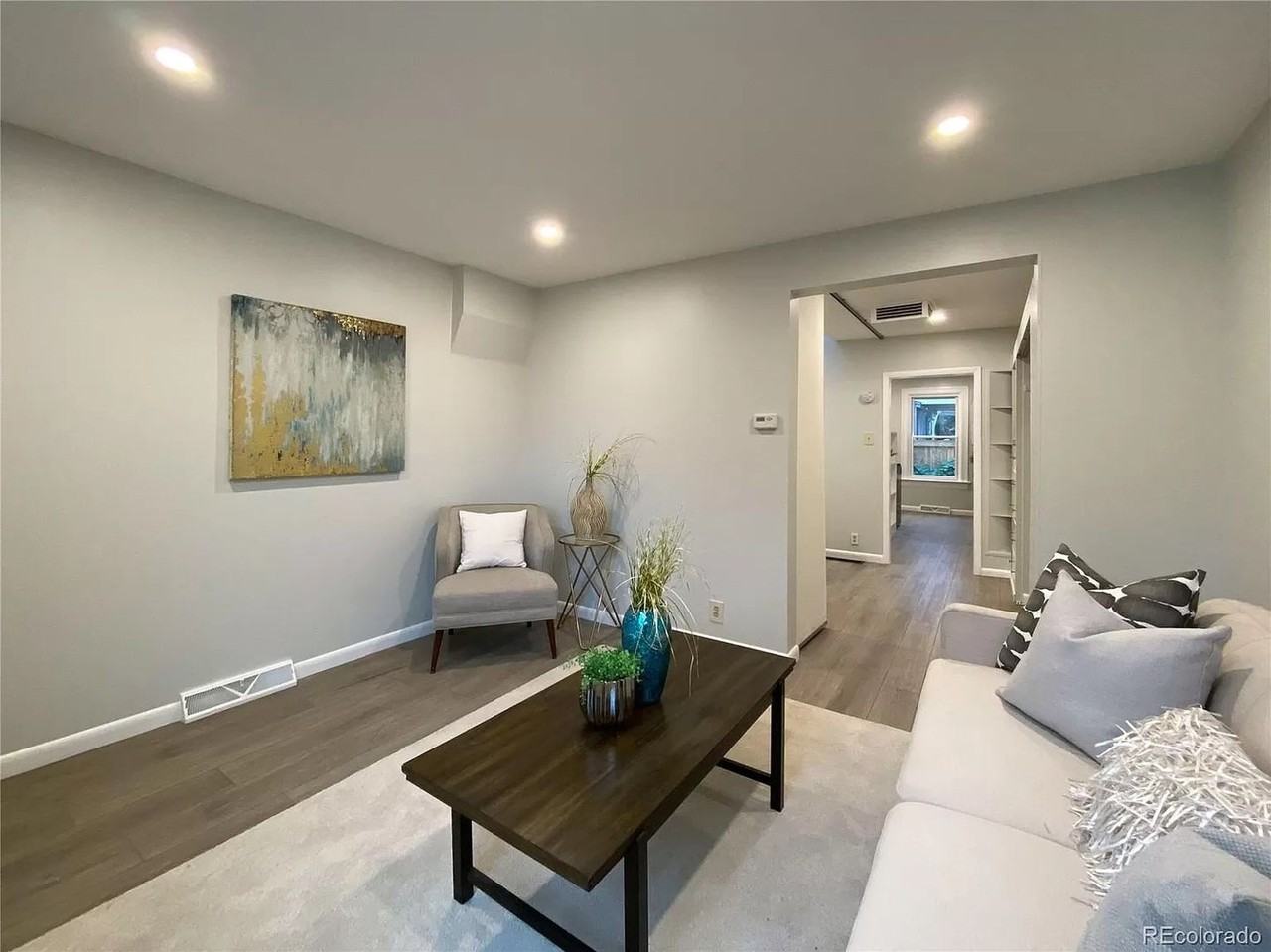 116 W Bayaud Ave - Photo 3 of 38