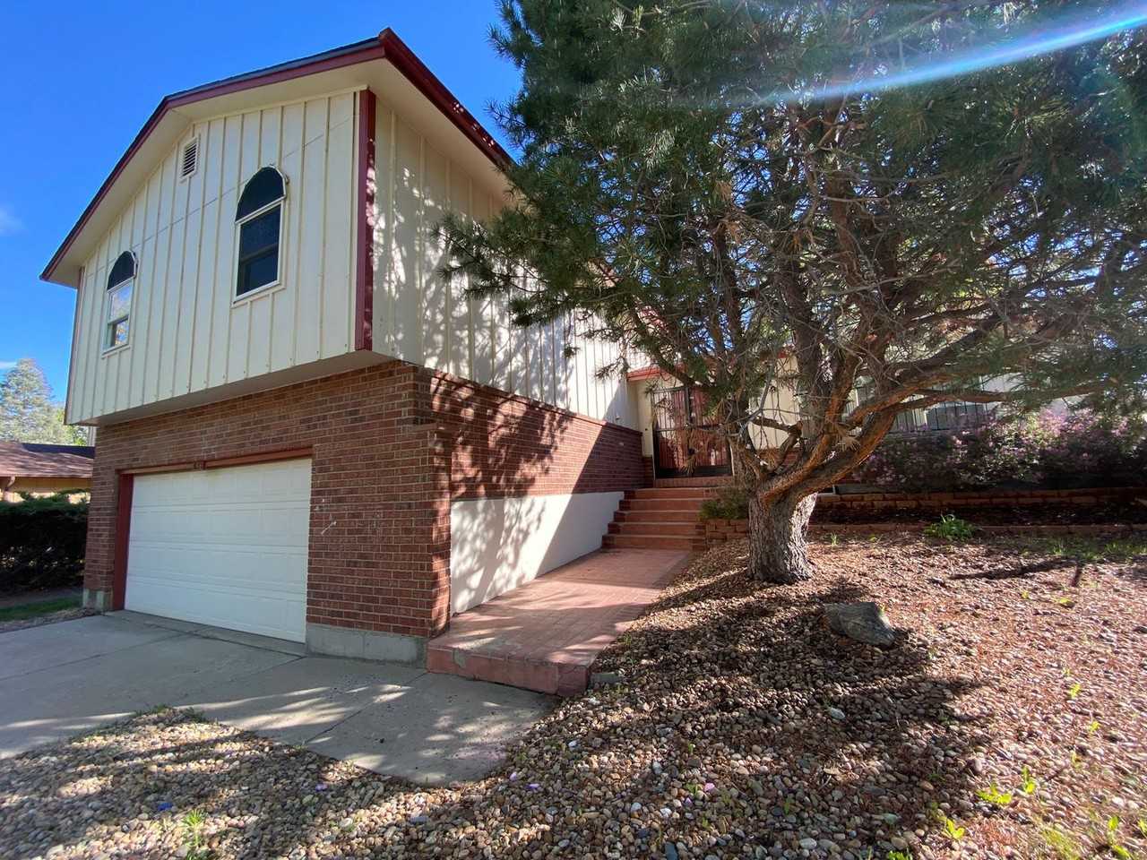 1632 S Macon St - Photo 2 of 32