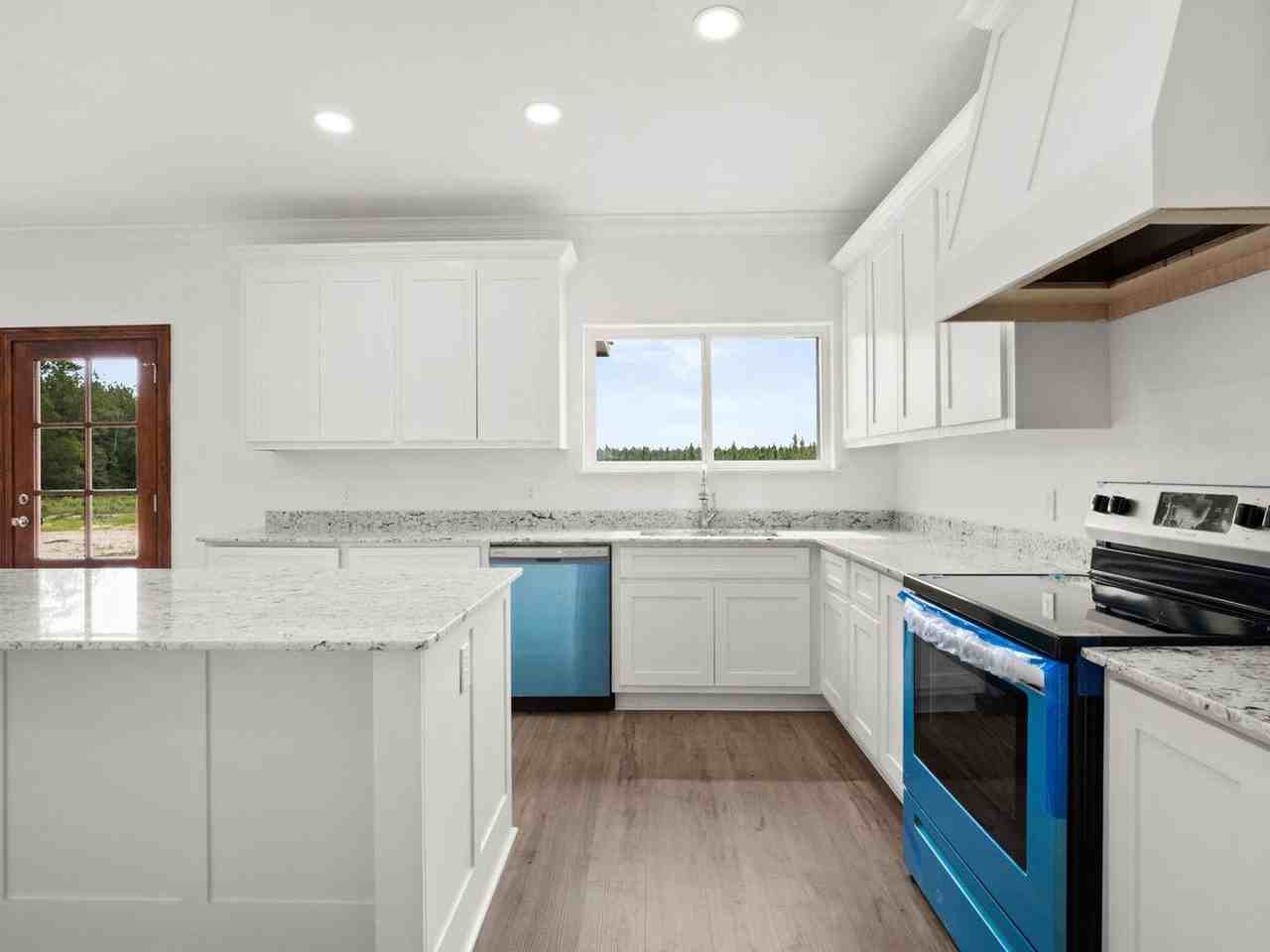 748 Lockhart Cutoff Rd - Photo 7 of 18