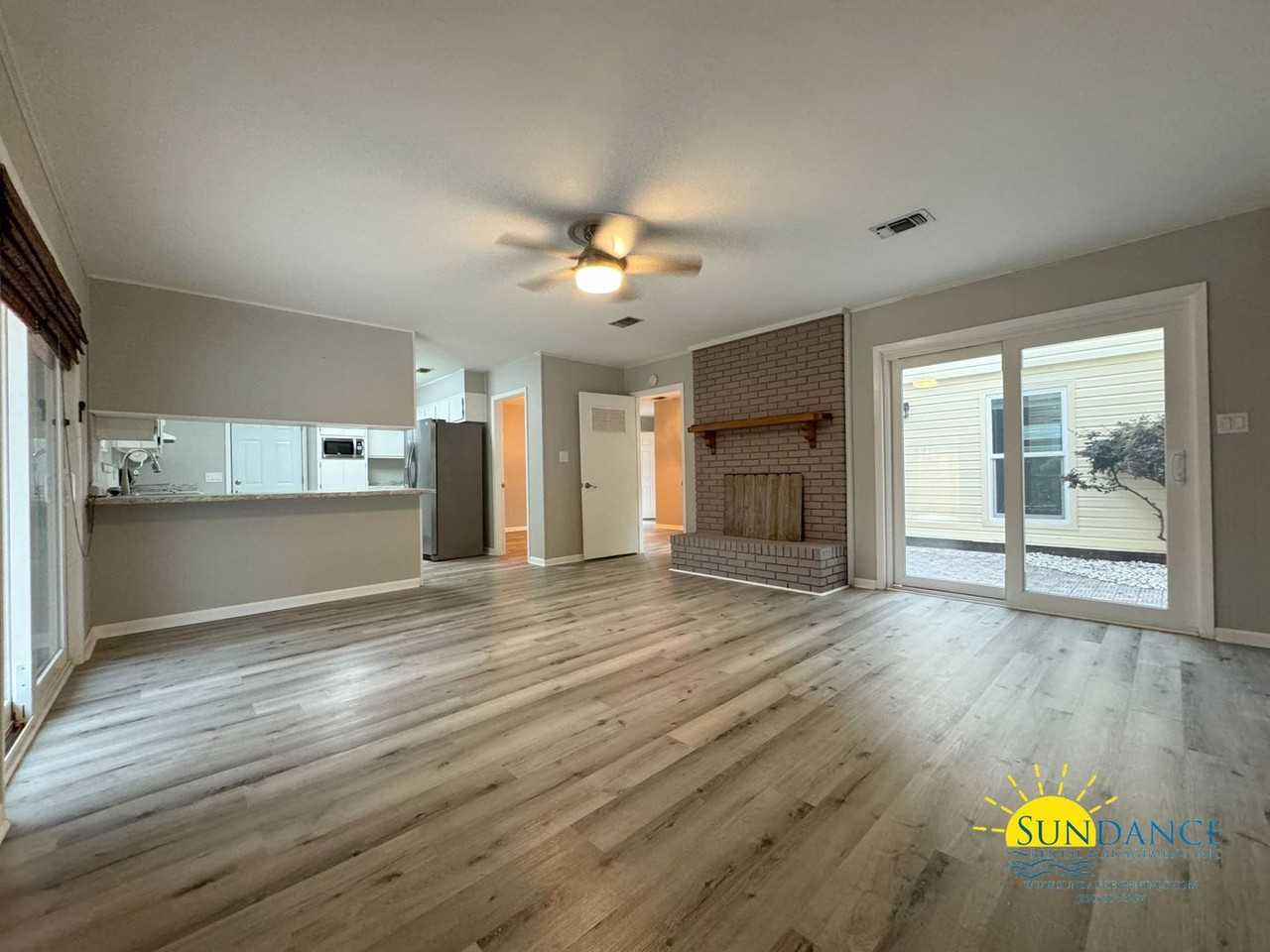 504 Sioux Cir - Photo 3 of 25