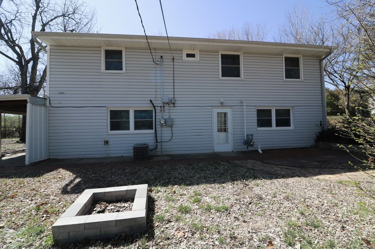 848 Church Ave - Photo 2 of 14