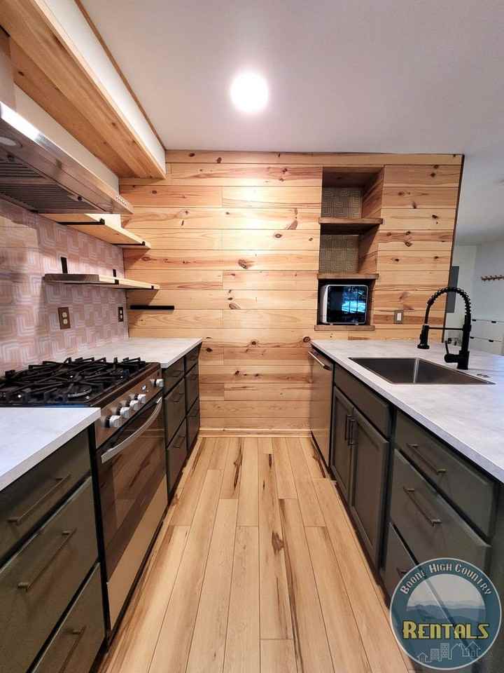 3762 Rominger Rd - Photo 6 of 25