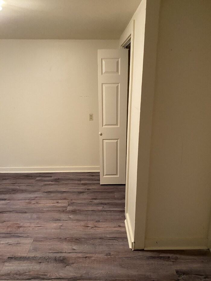 405 Cooper St - Photo 2 of 10