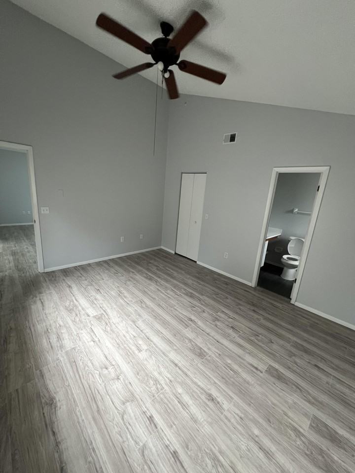 183 Edgewater Cir #NA - Photo 3 of 18