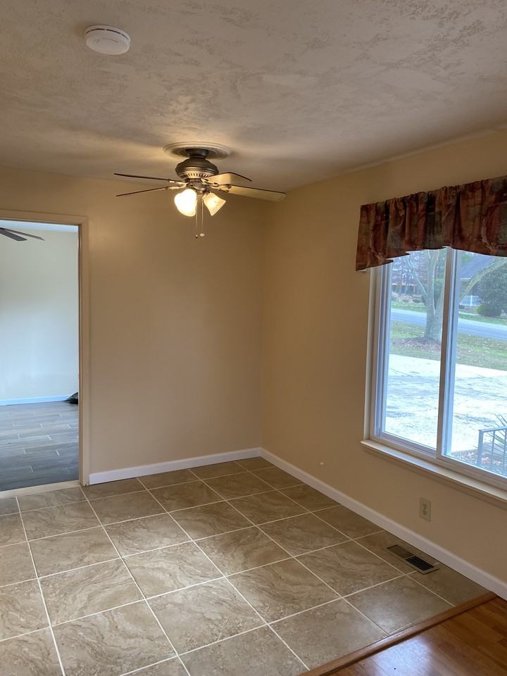 313 Saint George Dr #NA - Photo 4 of 13