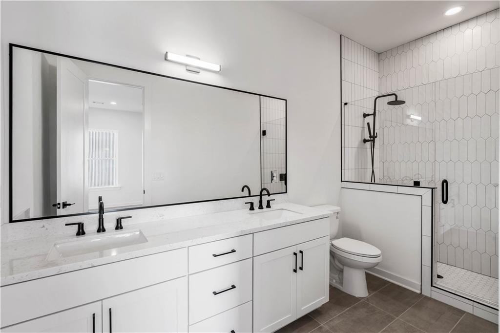 417 E College Ave #201 - Photo 6 of 11